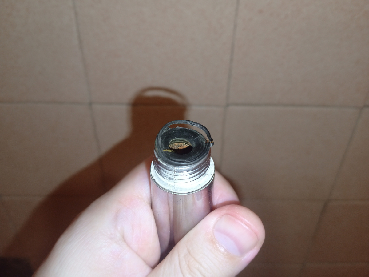 Деформированная прокладка душевой лейки