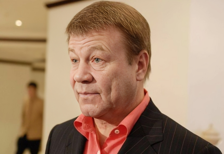 на фото Сергей Селин 