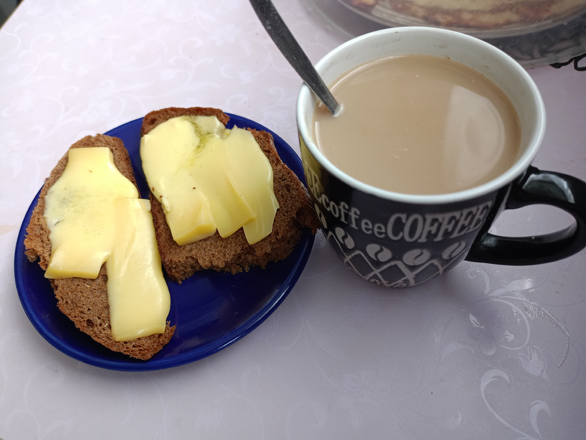 Фото моë. Горячий бутерброд)) 