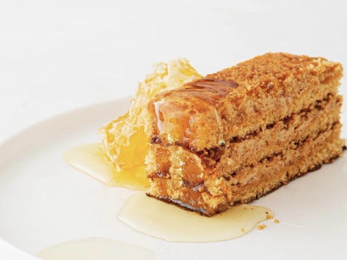 Медовик Baker House