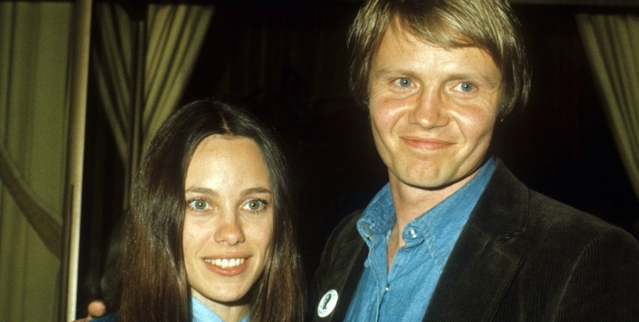 Отец Анжелины в молодости был похож на Арагорна