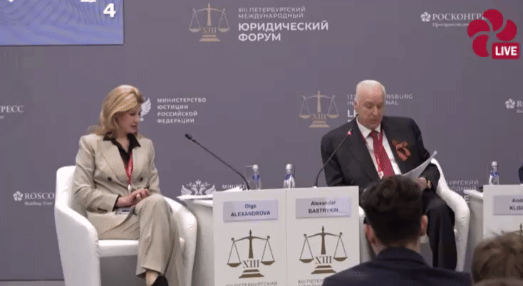    Наркотики на первом месте. Растёт количество изнасилований детей: Ужасающие цифры от Бастрыкина.GIF тг-канала Life