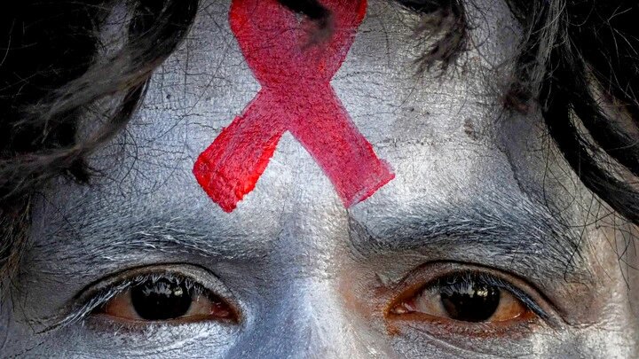 Новейшие лекарства от рака уже не помогут? Минздрав посылает пациентов "умирать в очередях" за справками