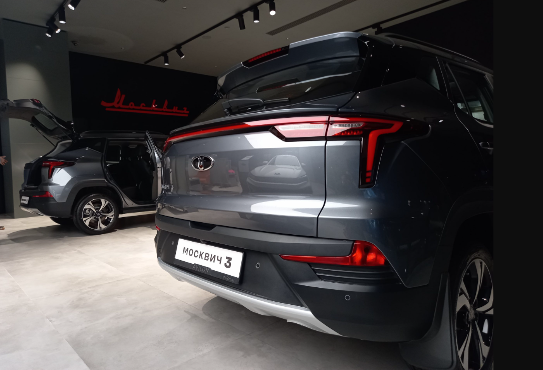 До 1,2 млн шт. упадет рынок новых легковых и легких коммерческих автомобилей в России в 2025 году.