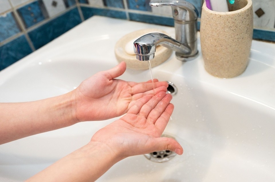    Отключение горячей воды в Иркутске в июне 2025 продлится 12 дней в Свердловском районе ПЫХАЛОВА Юлия (архив)