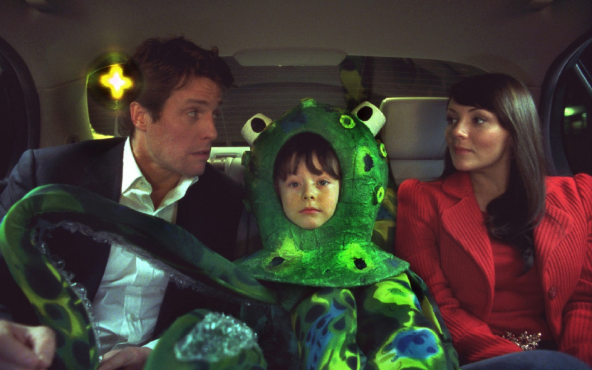  Герой Хью Гранта долго не хотел признаваться себе в чувствах к своей секретарше. Фото: kinorium.com