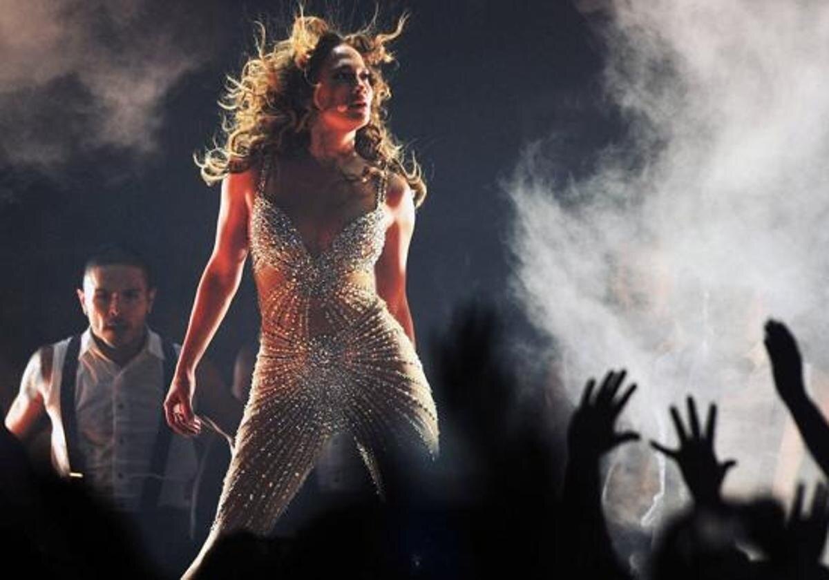 Приезжайте за эмоциями, вдохновением и яркими моментами. JLo в Армении — будьте частью этого легендарного события!