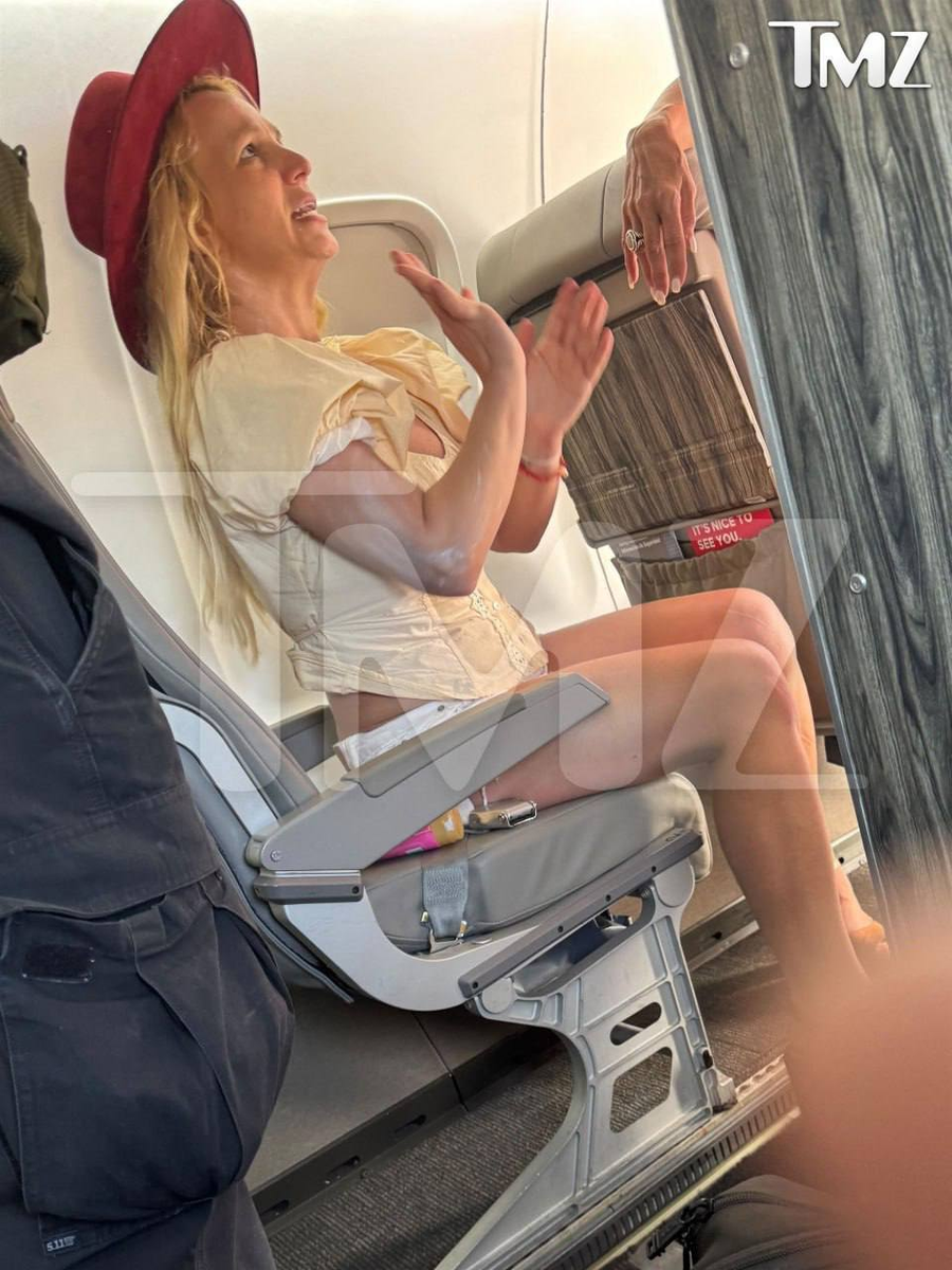 Бритни Спирс