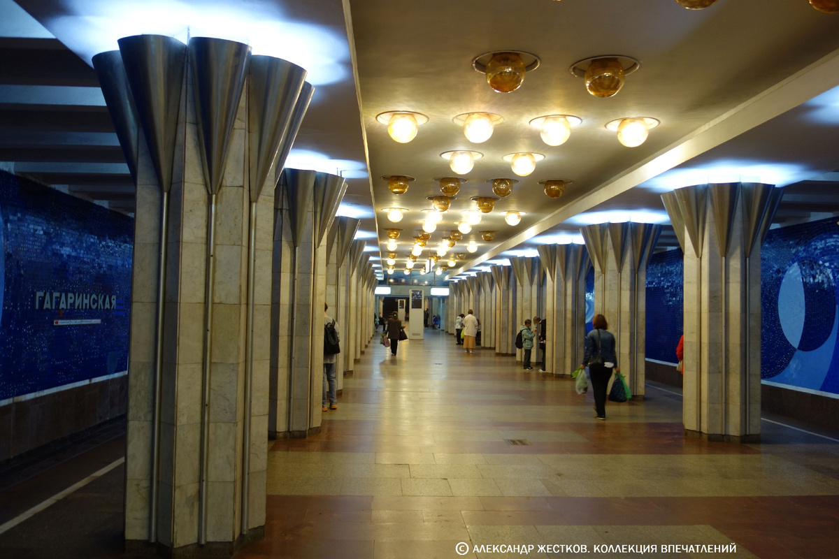 В Самарском метрополитене - самом безлюдном в России. Фото автора