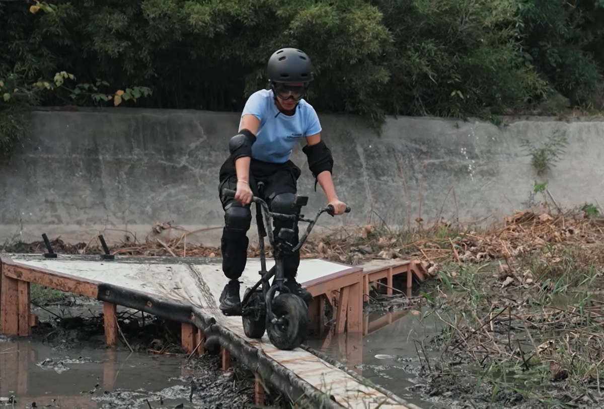 Кадр из шоу "Сокровища императора". Фото: скриншот ТНТ