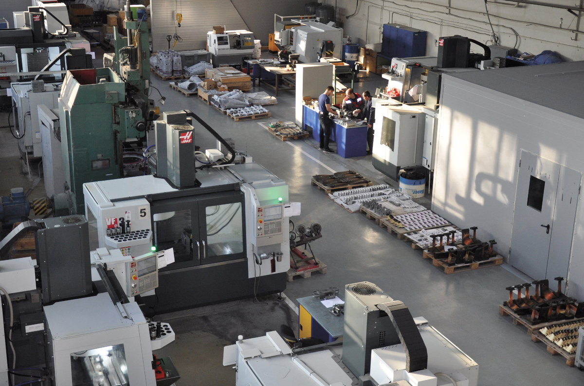 Рис. 2. Предприятие «Турбинаспецсервис» укомплектовано высокотехнологичным оборудованием, в том числе станками с числовым программным управлением