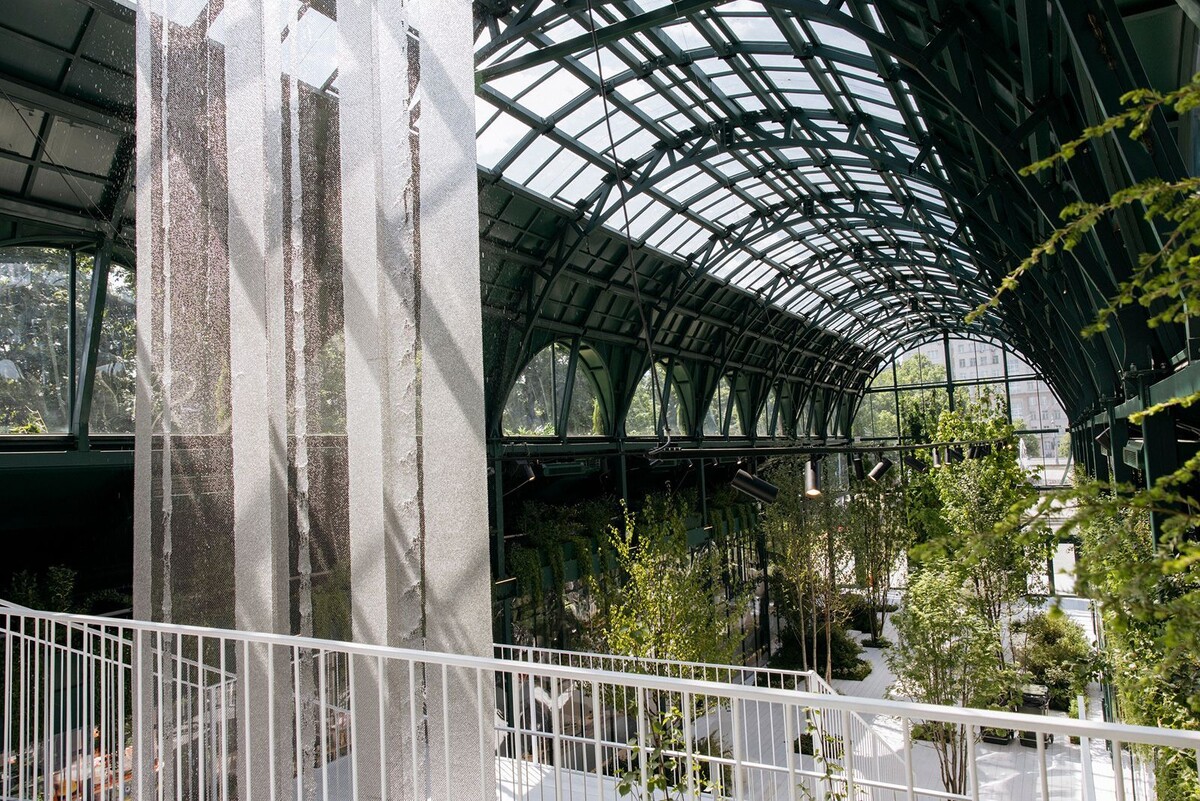    «Зеленый маркет» открылся на Болотной площади Москвы