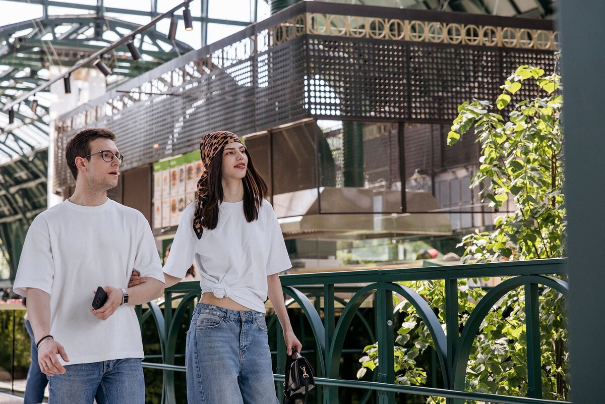    «Зеленый маркет» открылся на Болотной площади Москвы