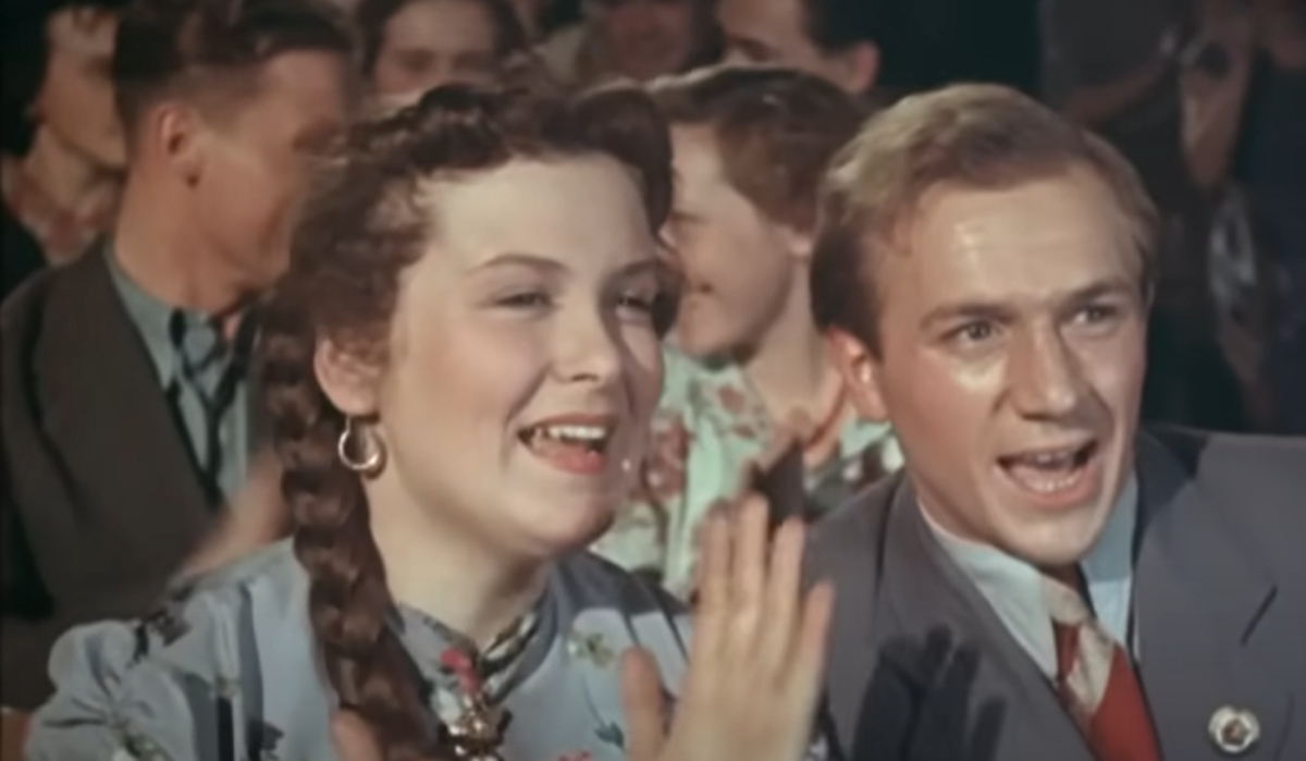    Кадр из фильма "Доброе утро" / Киноконцерн "Мосфильм"