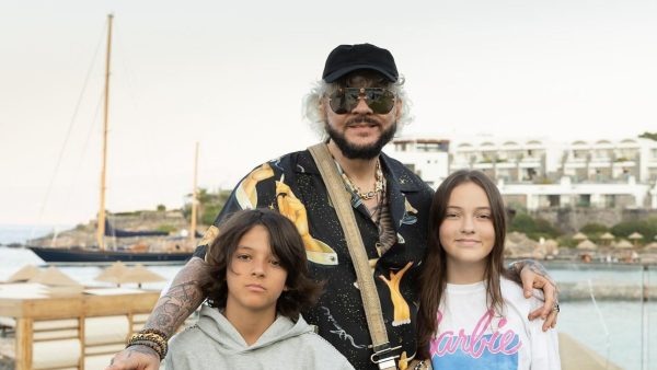    Филипп Киркоров с детьми. Фото: ТВЦ