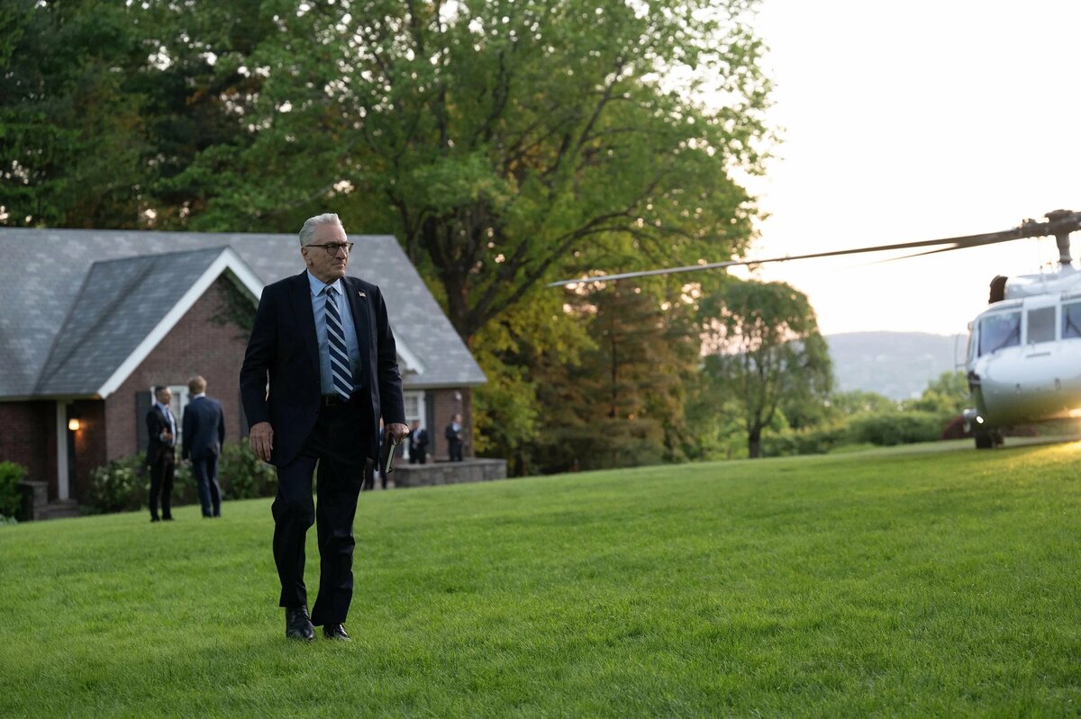 Кадр из мини-сериала "Нулевой день" 