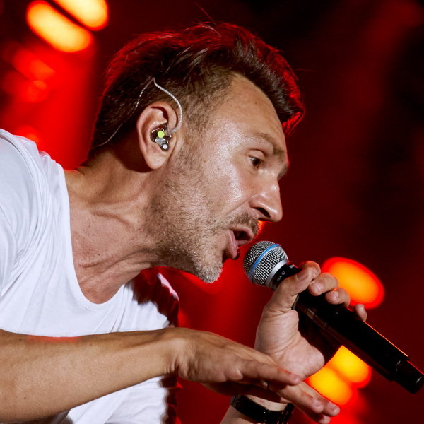     «Ленинград» станет первым хедлайнером «Наши в городе»