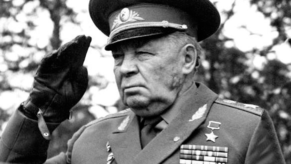 Командующий Воздушно-десантными войсками. Генерал армии Маргелов Василий Филиппович.