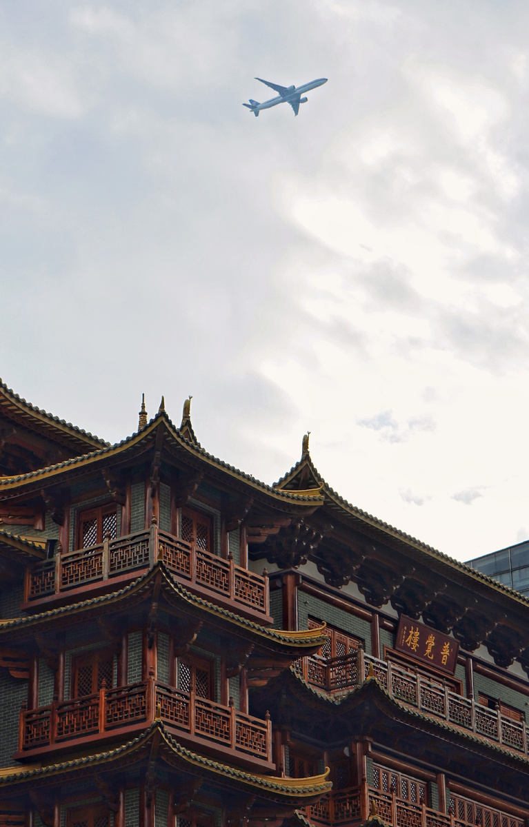 Гуанчжоу - по моему мнению, самый интересный, старый и динамично-развивающийся в экономическом плане город. 