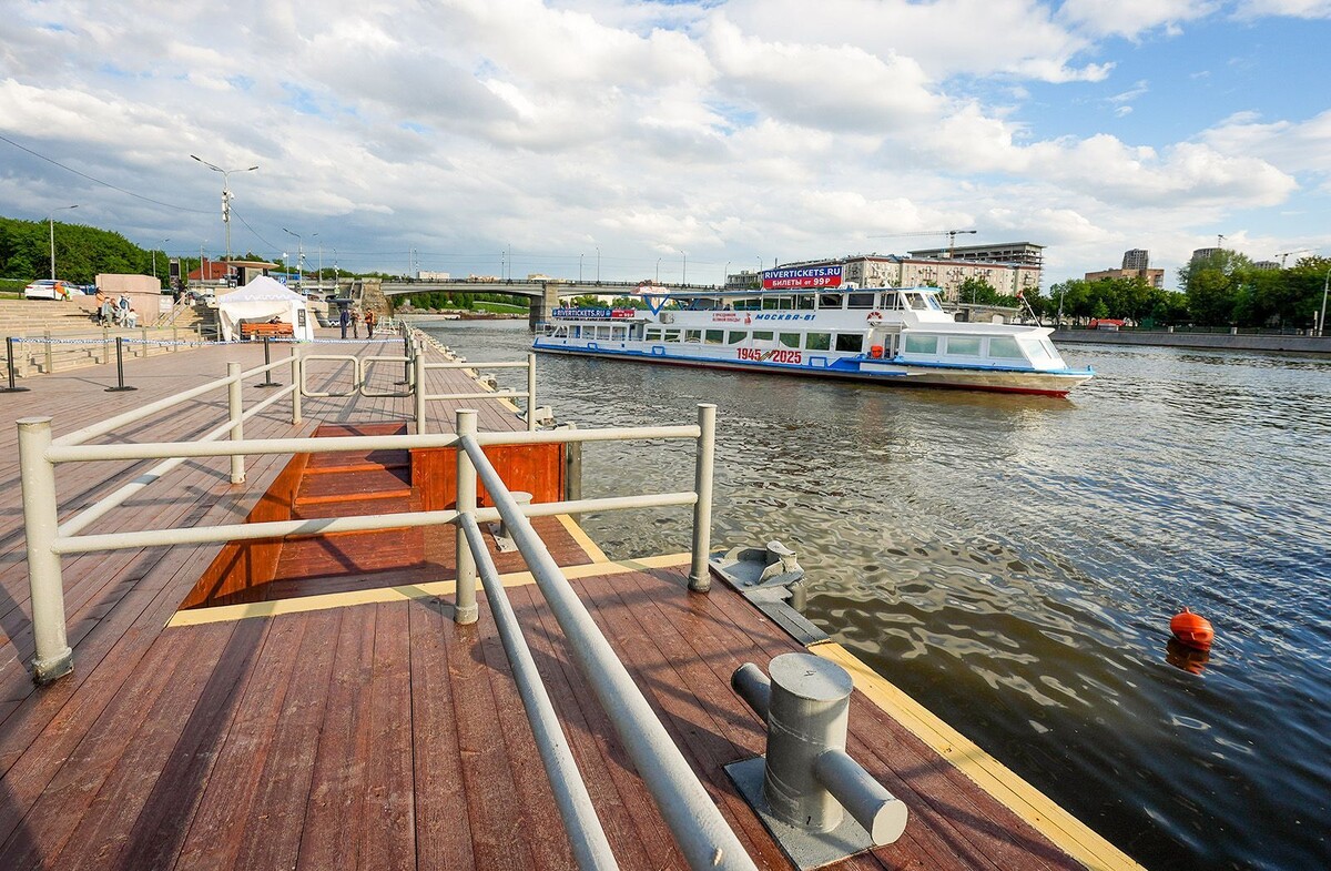    Новоспасский причал на Краснохолмской набережной обновлён