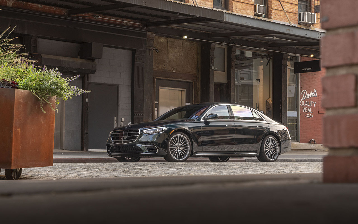 2021 Mercedes-Benz S 500 4MATIC Lang AMG Line