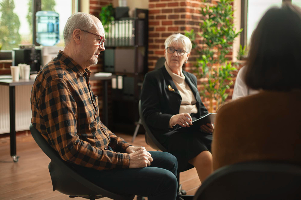 Социальная работа с наркозависимыми: помощь и реабилитация. (источник изображения: freepik.com)