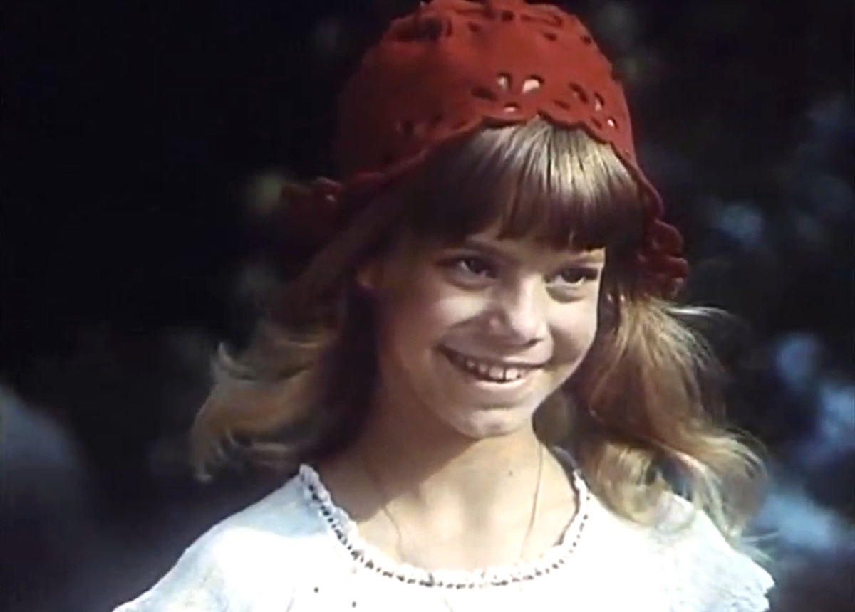 Кадр из кинофильма "Про Красную Шапочку", 1977 г., режиссер Леонид Нечаев, сценарист Инна Веткина, композитор Алексей Рыбников (скриншот) 