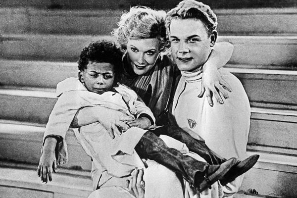 Любовь Орлова в кадре из фильма «Цирк», 1936 год / П.Минев/РИА «Новости» 