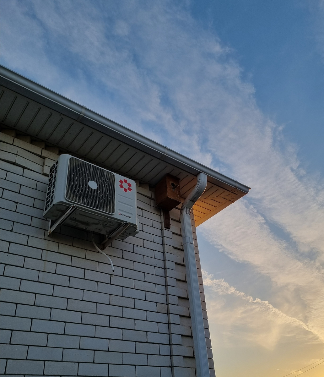 Пятничное небо. РомантИк🍸под крышей дома моего... © Фото: Зеленая леди: сад, семья и томатный сок