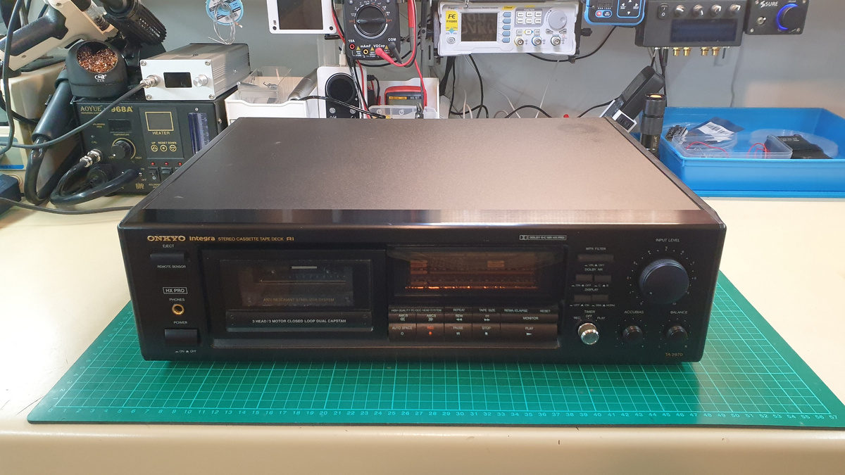 Onkyo Integra R1 TA-2870