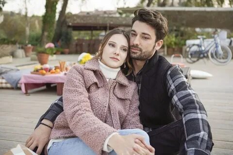 Фото из интернета. Азра и Дженк.