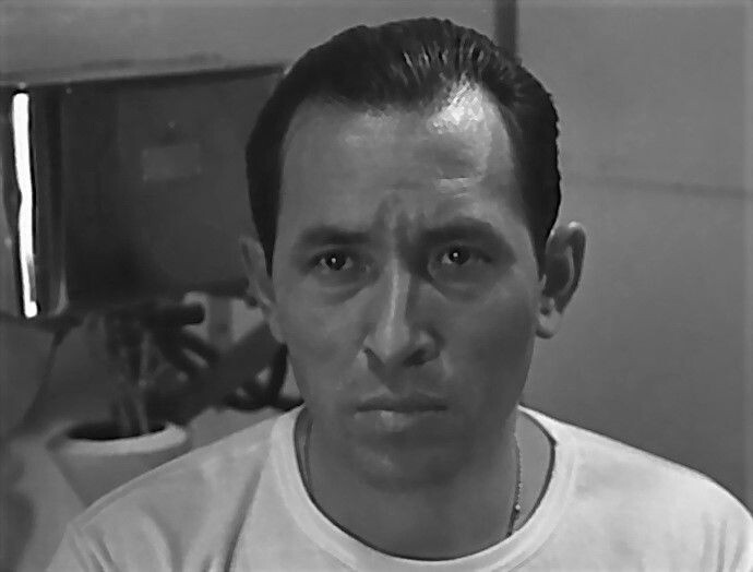     / Источник: Кадр из к/ф «Чёрный океан». 1998