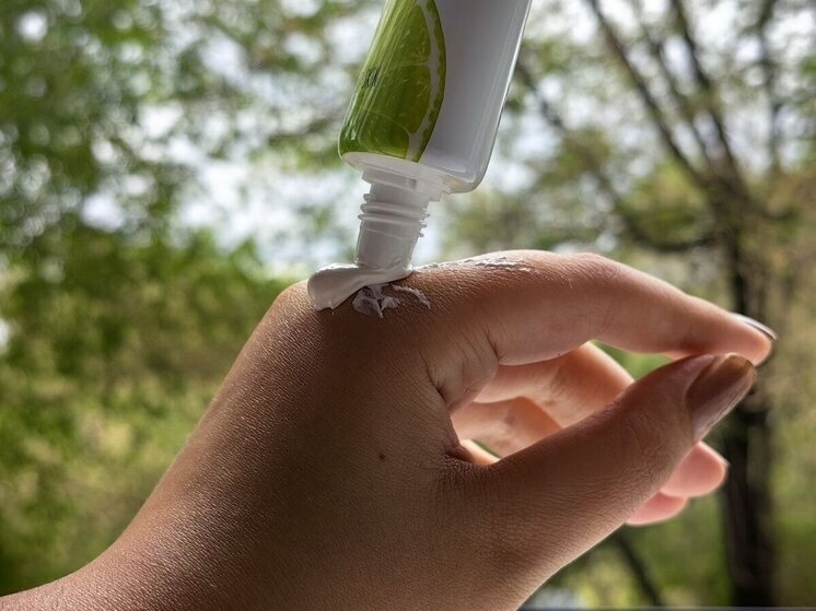     Косметолог Волкова попросила не верить круглосуточной защите солнцезащитного крема. Фото: архив МК в Хакасии