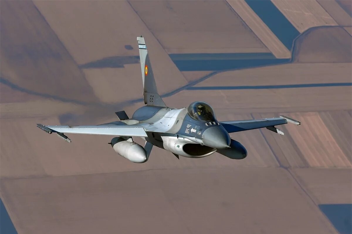    Активист де Гроот: переданные Украине F-16 разваливаются в воздухе