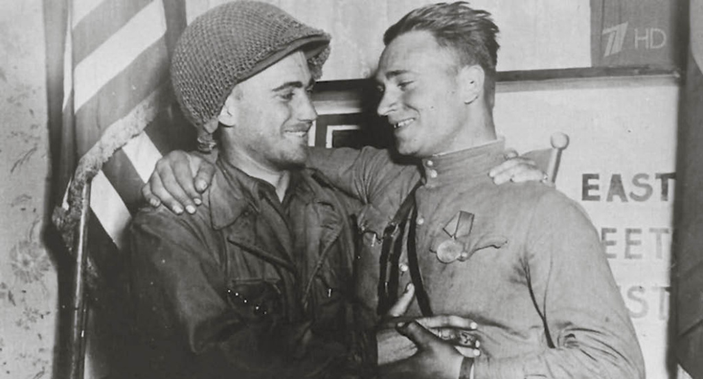 Фото: Фото: А. СИЛЬВАШКО/Победители-союзники.