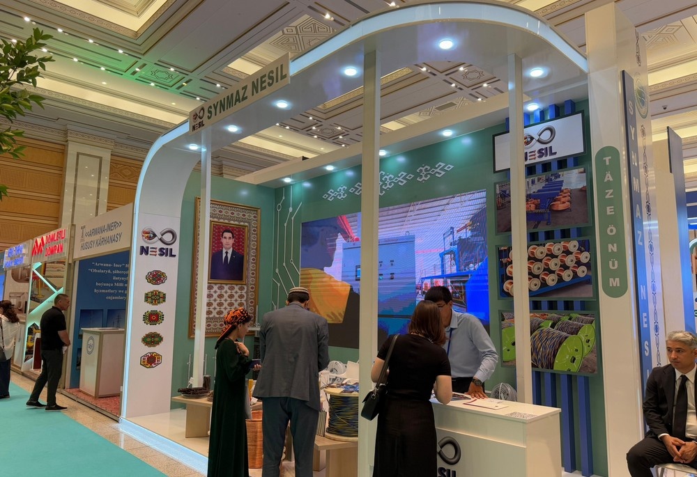 Стенд компании Synmaz Nesil на XXIV Международной выставке «Белый город Ашхабад», 24–25 мая 2025 года, Ашхабад, Туркменистан (Фото: BT)