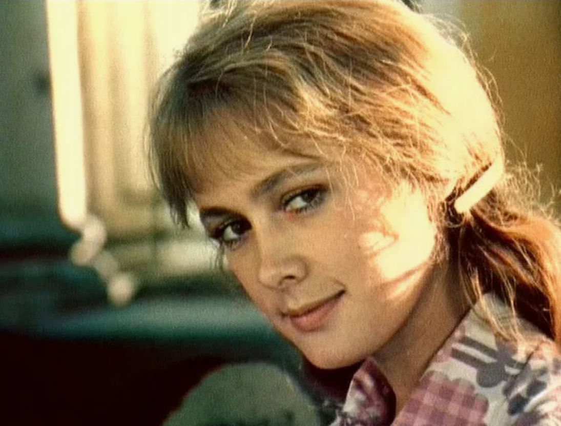 Людмила Нильская в фильме "Кузнечик"