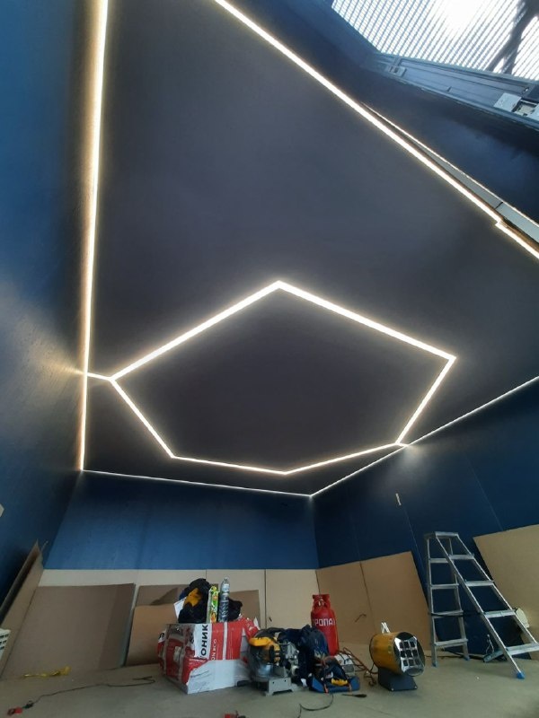 Световая линия шестиугольник.