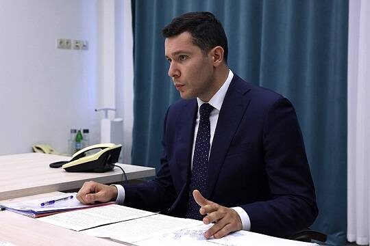    В Минпромторге оценили уровень роботизации России