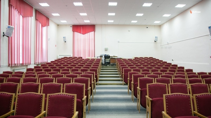    В концертном зале «Факел» переоборудуют зрительный зал Фото: ИА «Победа26»