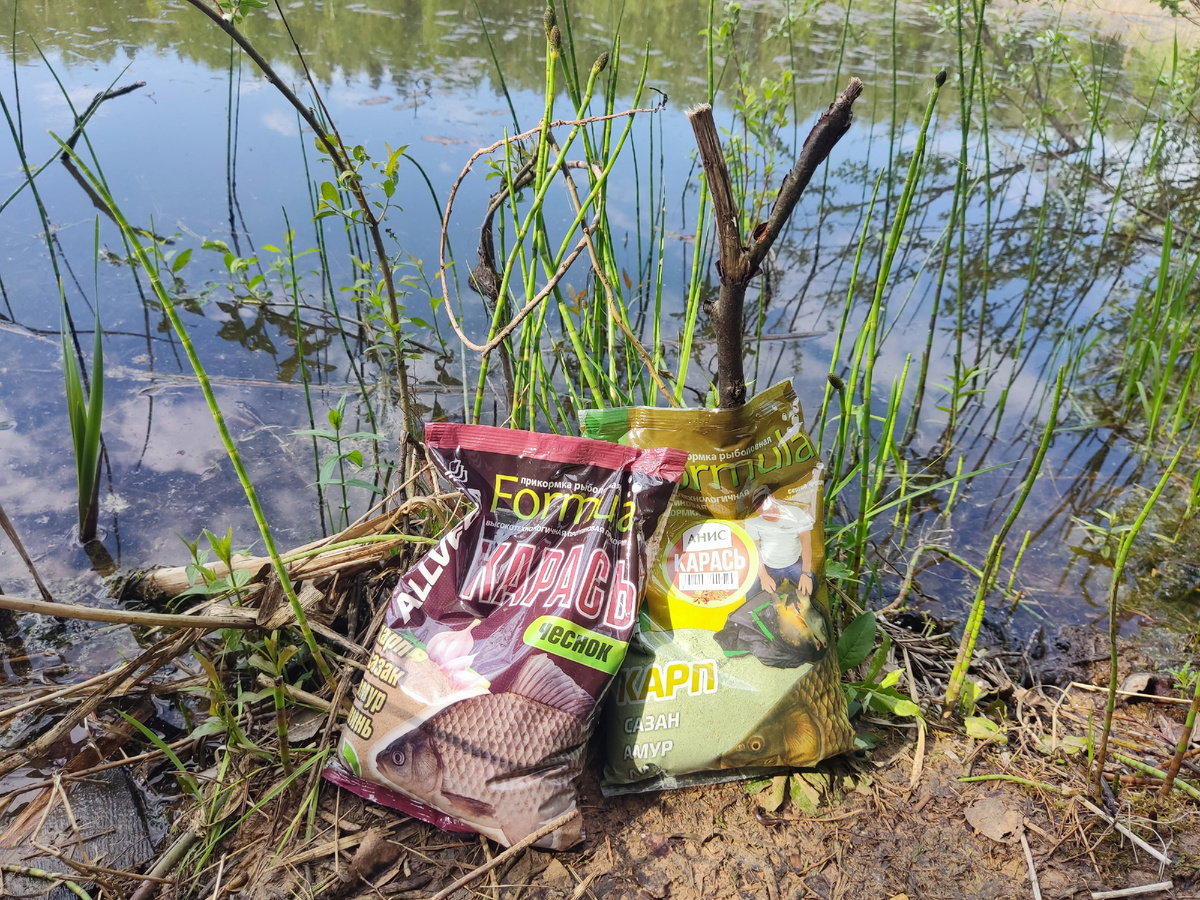 По 300г с пачки будет достаточно для ловли премудрого карася.