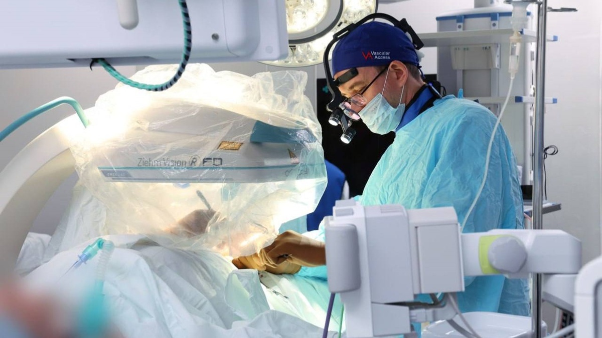    Нижневартовские хирурги справились с двойным вызовом