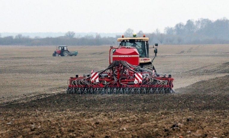    Аграрии Оренбуржья засеяли яровыми две трети плановой площади Алла Черкесатова
