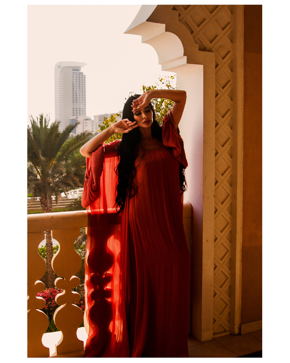 Фотография, сделанная в Дубаях на fashion week.