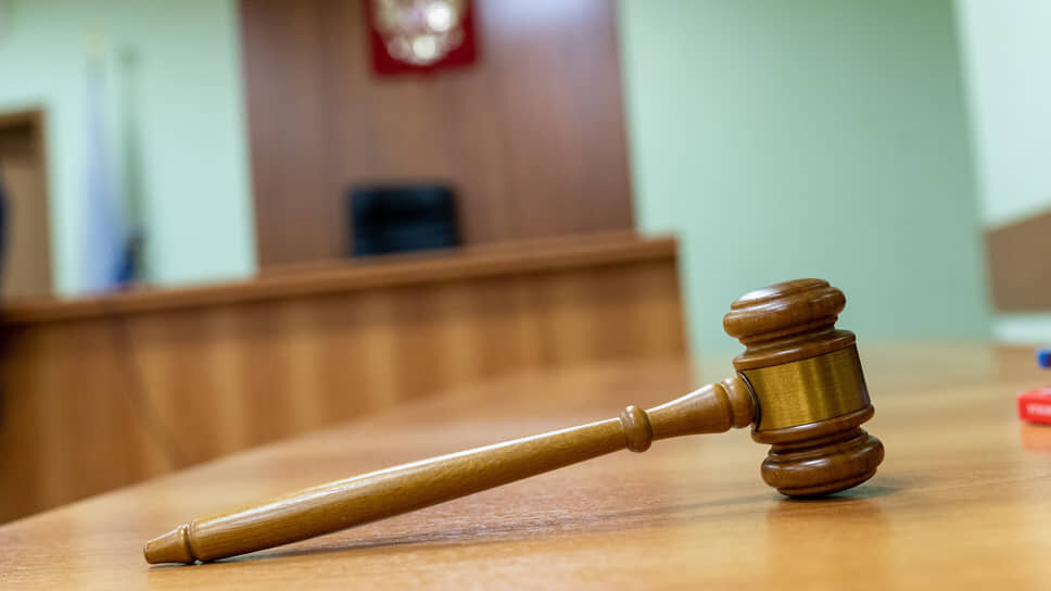 Суд признал директора «Трансолеум М» Константина Еремина виновным в мошенничестве при поставках товаров новосибирскому оборонному заводу «Искра».📷Фото: Олег Харсеев / Коммерсантъ