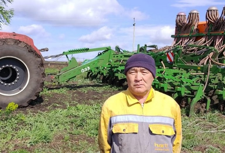    Минсельхоз Оренбуржья назвал первую десятку лучших механизаторов Алла Черкесатова