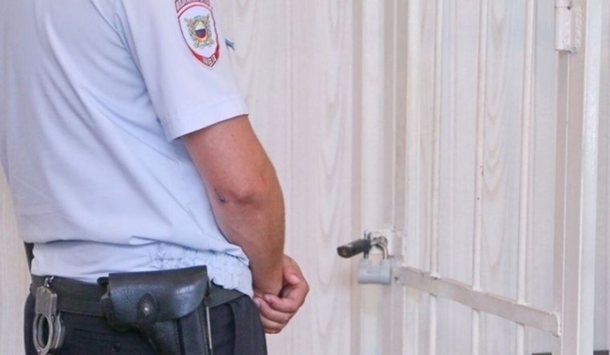     Судебный пристав. Источник: omskregion.info Автор фото: Сергей Мельников