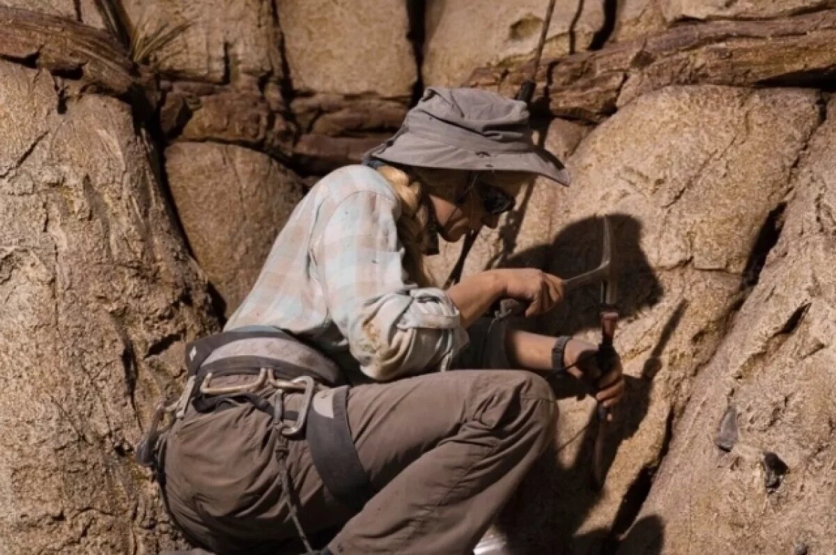    В Крыму приостановили прокладку водовода в районе античного некрополя