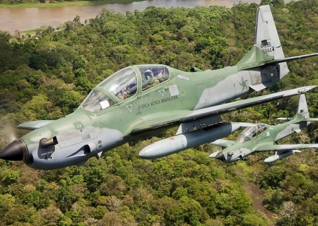    Киевский режим хочет получить американские и бразильские самолёты с пропеллером