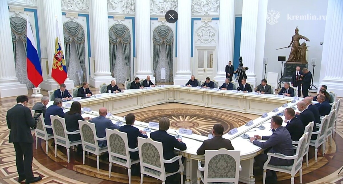     / Источник: Кадр из видео